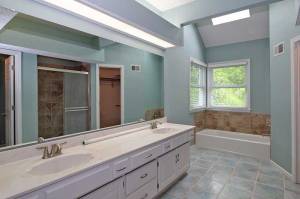 Home Rental Services Reno1 Master Light and Tile Before