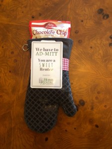 HRS Tenant Gift: Oven Mitt